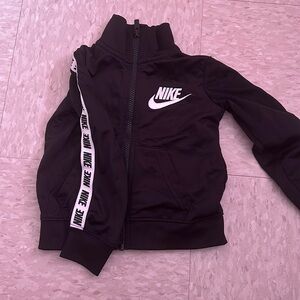 Toddler sweater size 2t